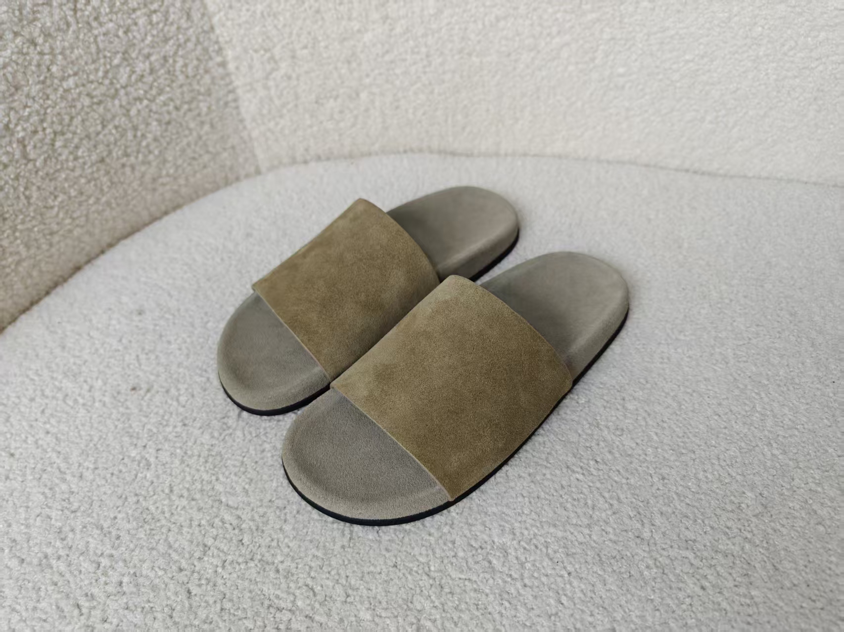 老王甄选 夏季新款 时尚简约平底女士拖鞋