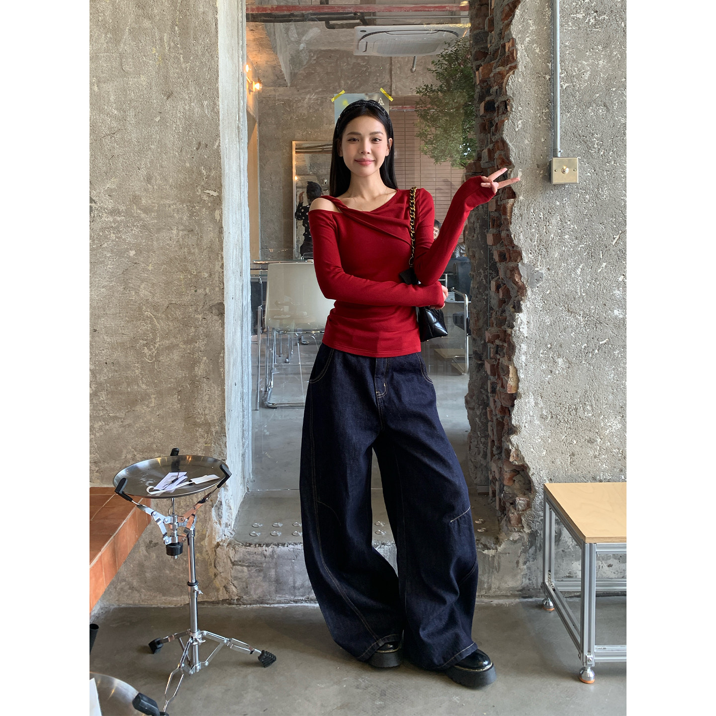 宋正恩12/22 10:00AM上新【深蓝韩系松弛感休闲阔腿牛仔裤】AA82828