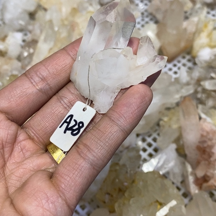 水晶水晶原石摆件未镶嵌