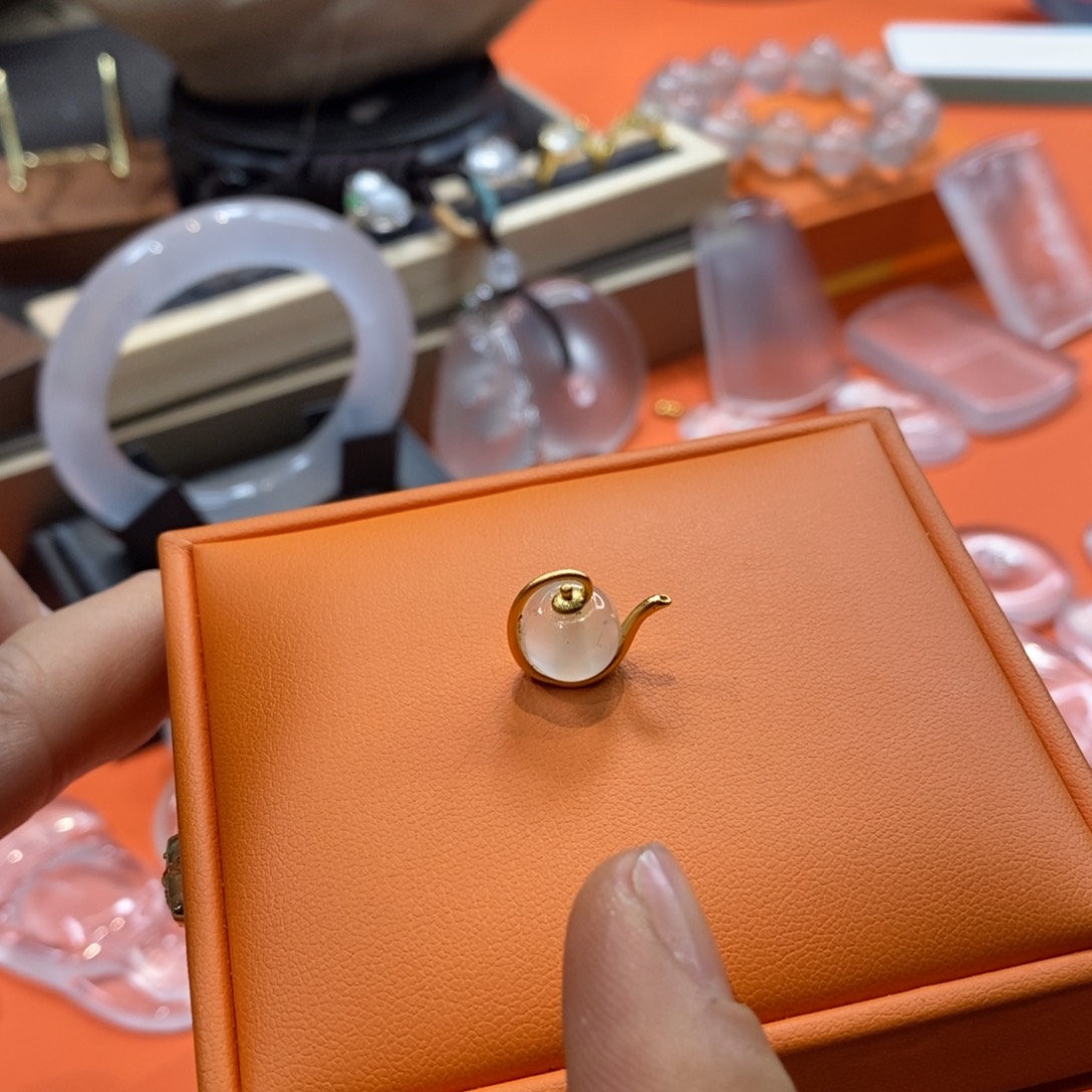 石英质玉吊坠银S925镶嵌