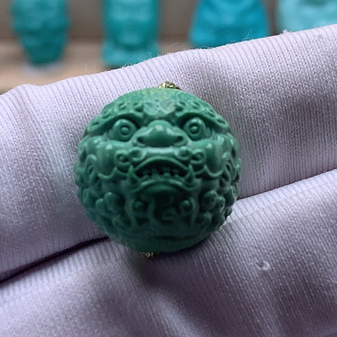 未镶嵌绿松石珠宝奇石