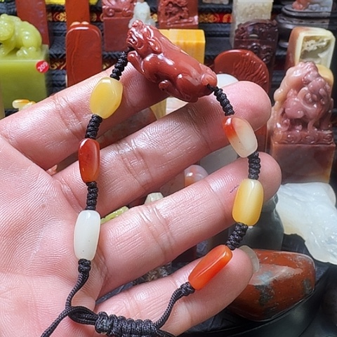 寿山石五彩芙蓉石