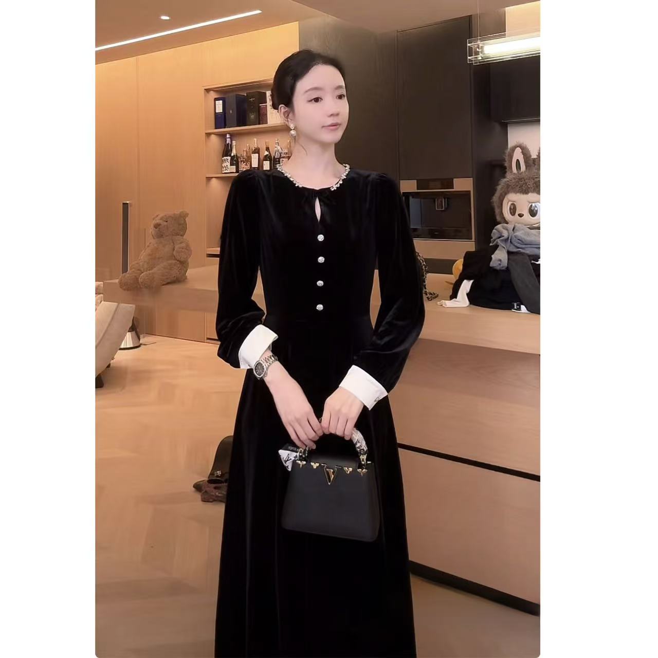 Zwinnie/詹维尼【丝绒连衣裙】 GYS2025106