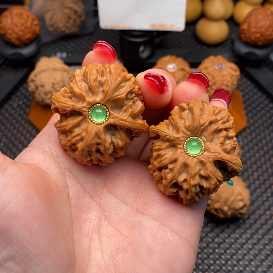 文玩核桃把件苹果圆42边44肚