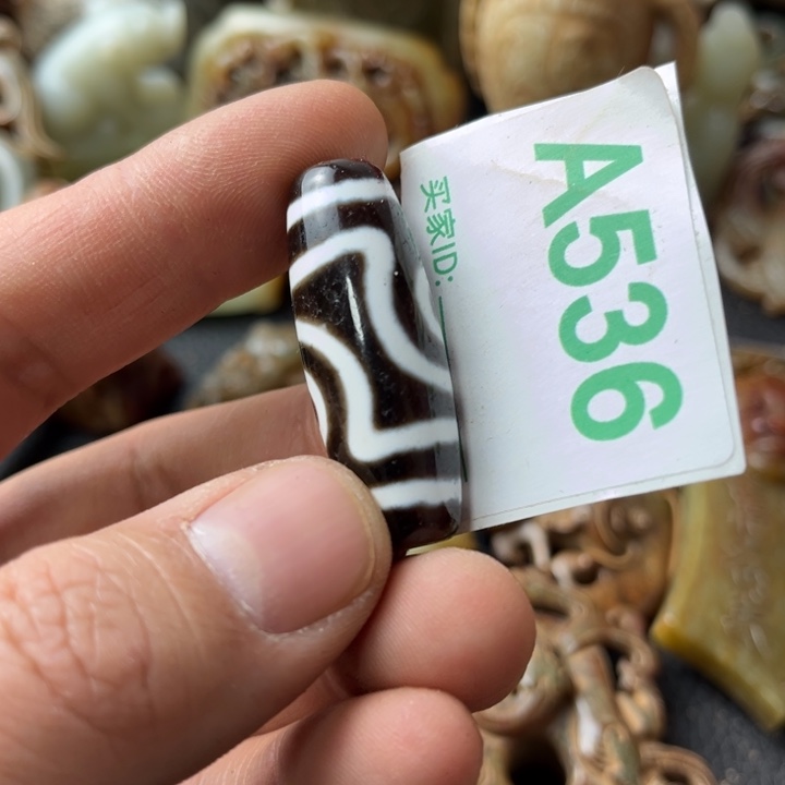 玛瑙/玉髓颈饰合金