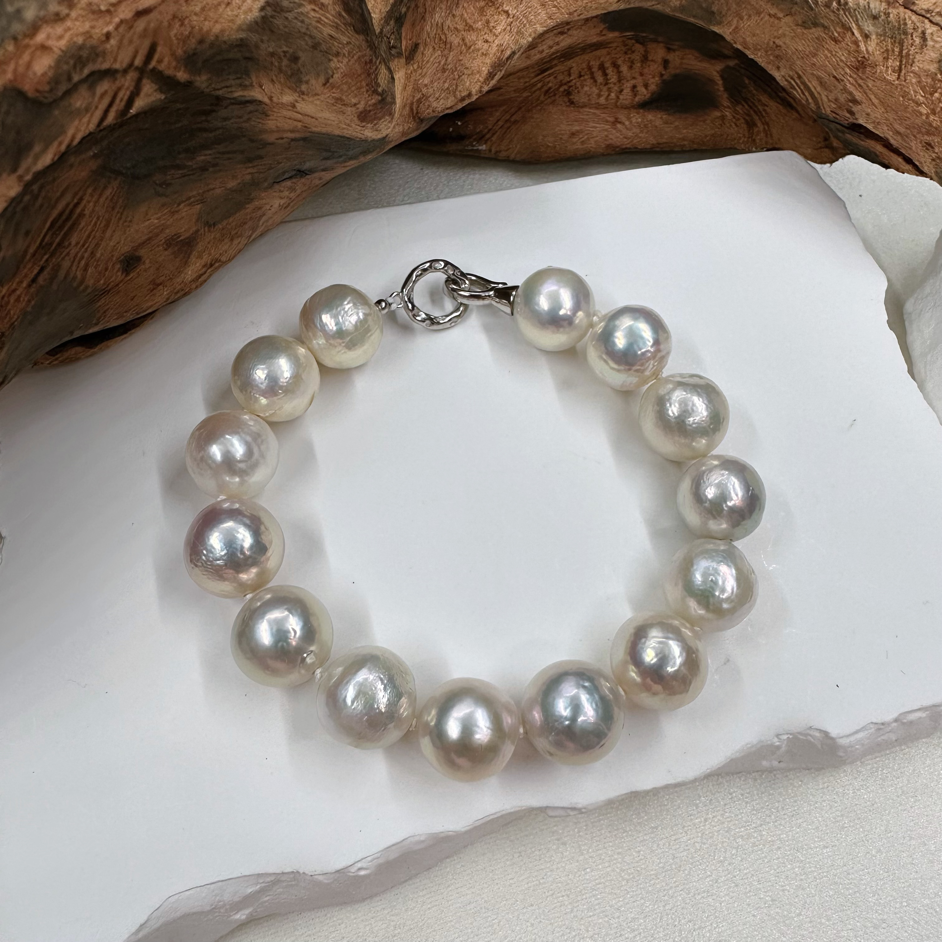 淡水珍珠手链 糖纸皱巴正圆极光特亮珍珠手链手围15.5点位11-12mm