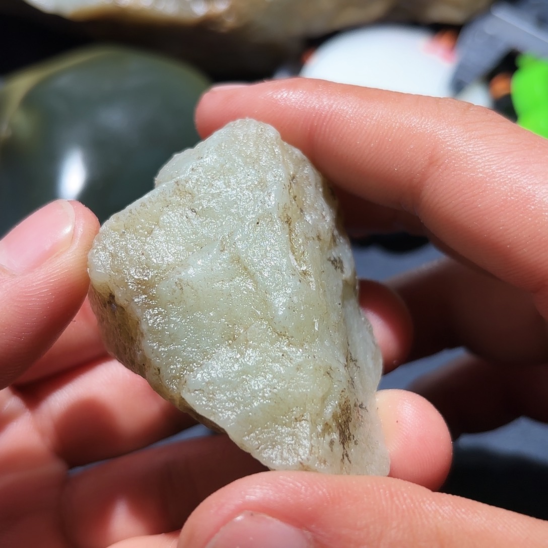 和田玉未镶嵌珠宝奇石