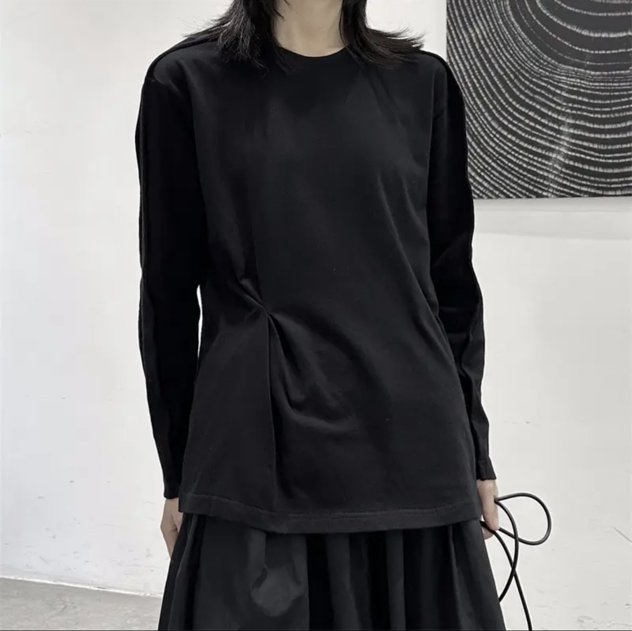 百搭ins显瘦不规则设计款捏褶设计长袖T恤
