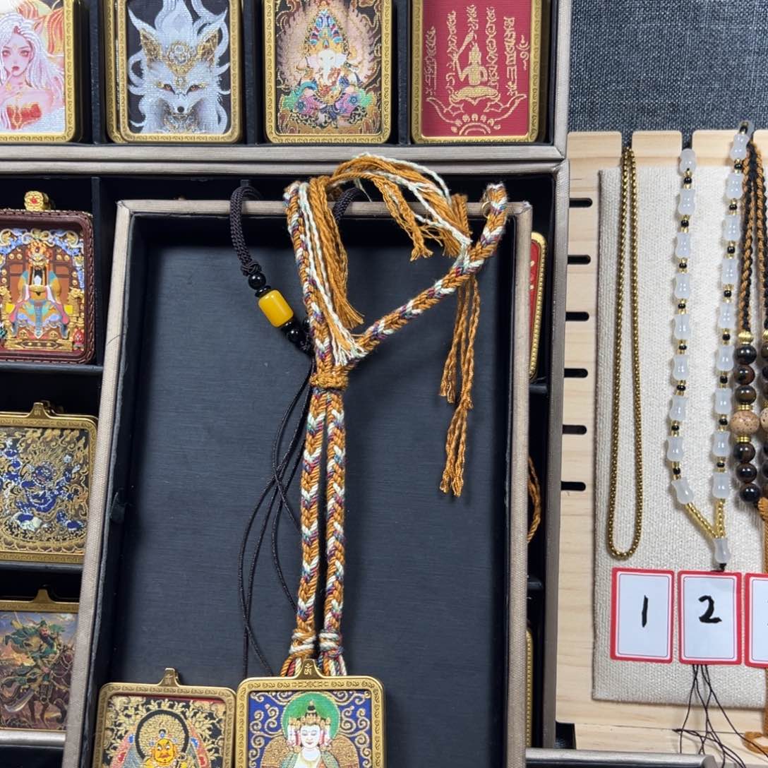 贡木美丽的小镇和