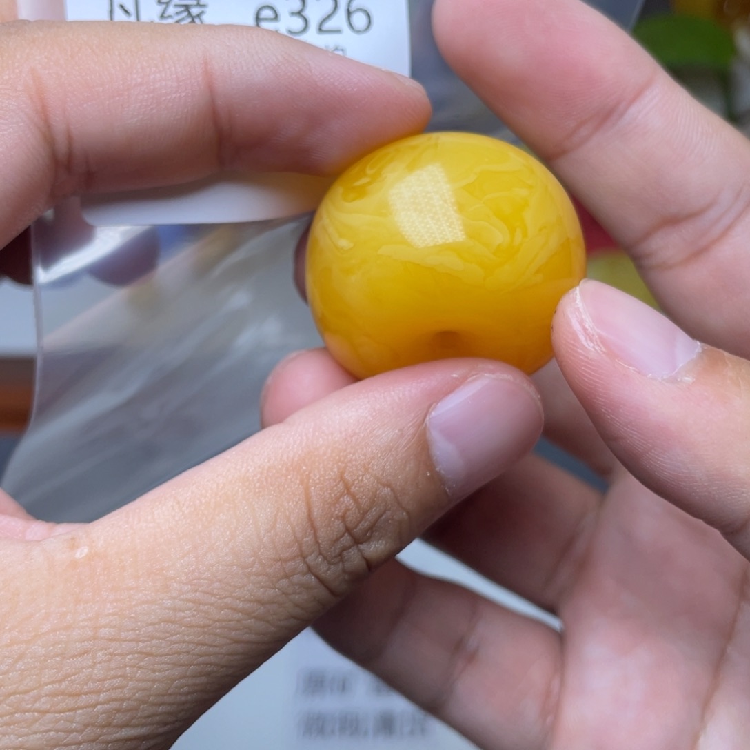 琥珀未镶嵌珠宝奇石小***p