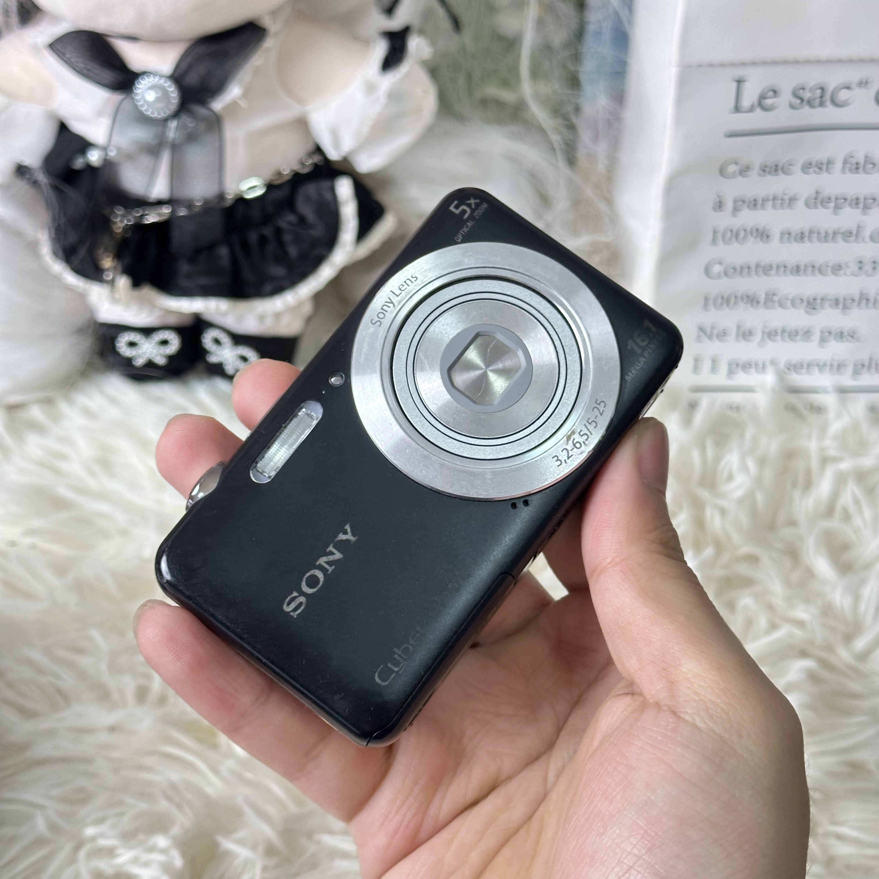 9新 Sony/索尼 索尼w710冷白皮像素高1600万像素带配件