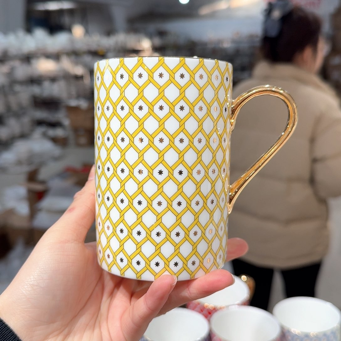 瓷鹅黄原单马克杯一个400ml微瑕