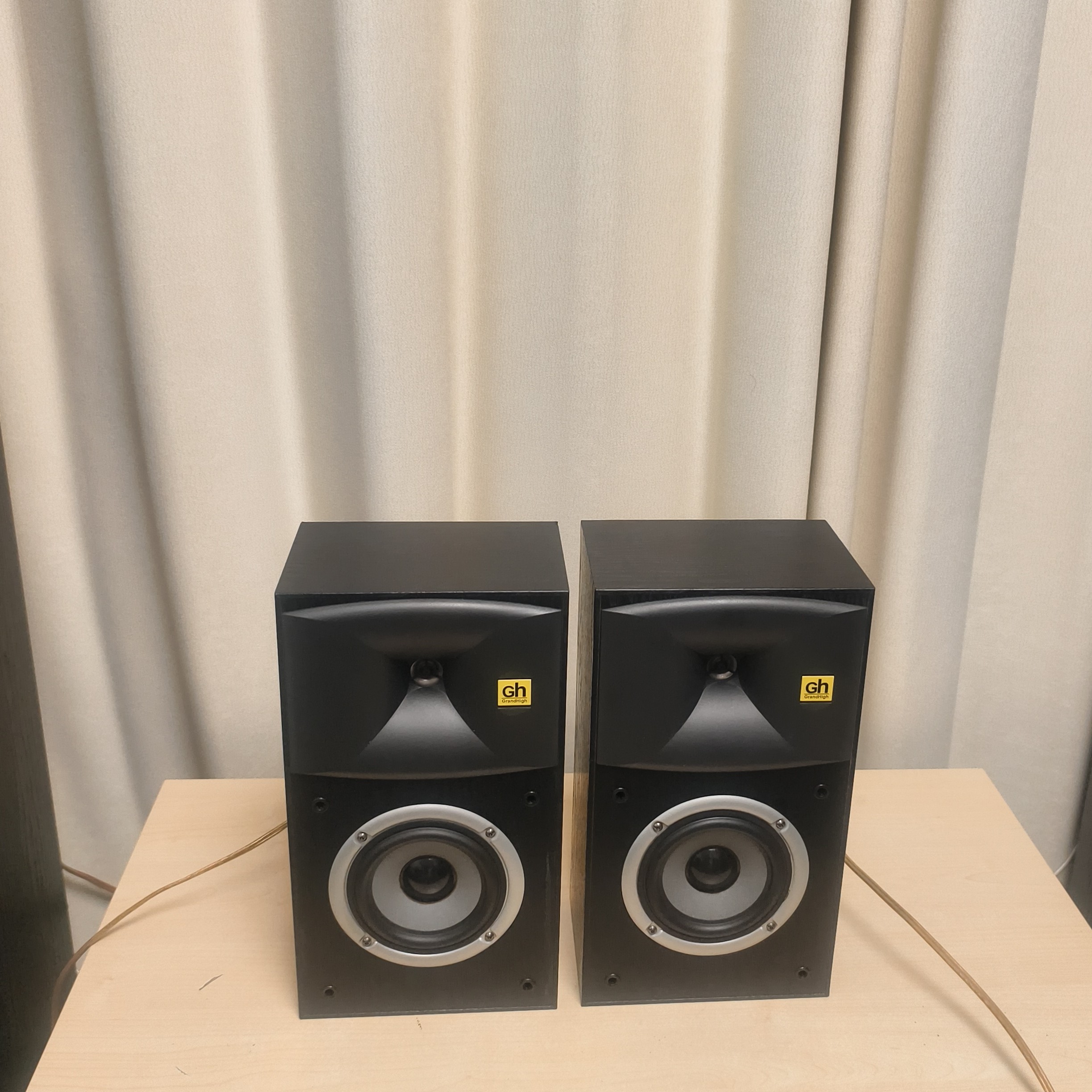 君悦小音箱一对，不包邮运费到付不支持退换，乐器音箱其他