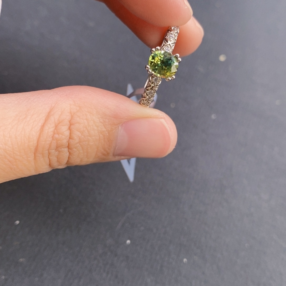 蓝宝石戒指银S925镶嵌