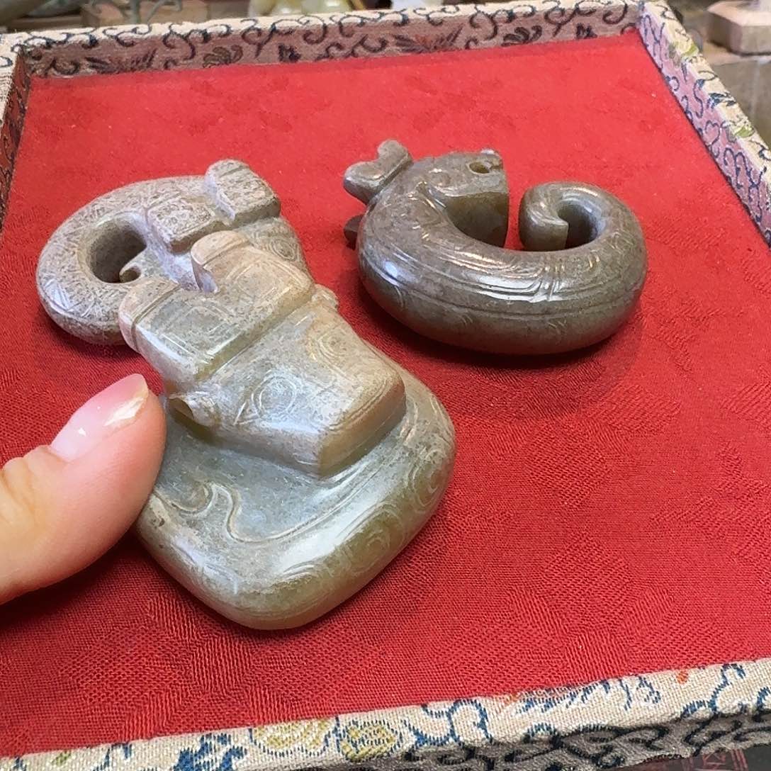 谷***子和田玉未镶嵌挂件