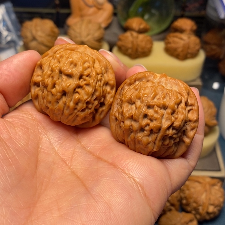 【闪购商品】把件文玩核桃莲花