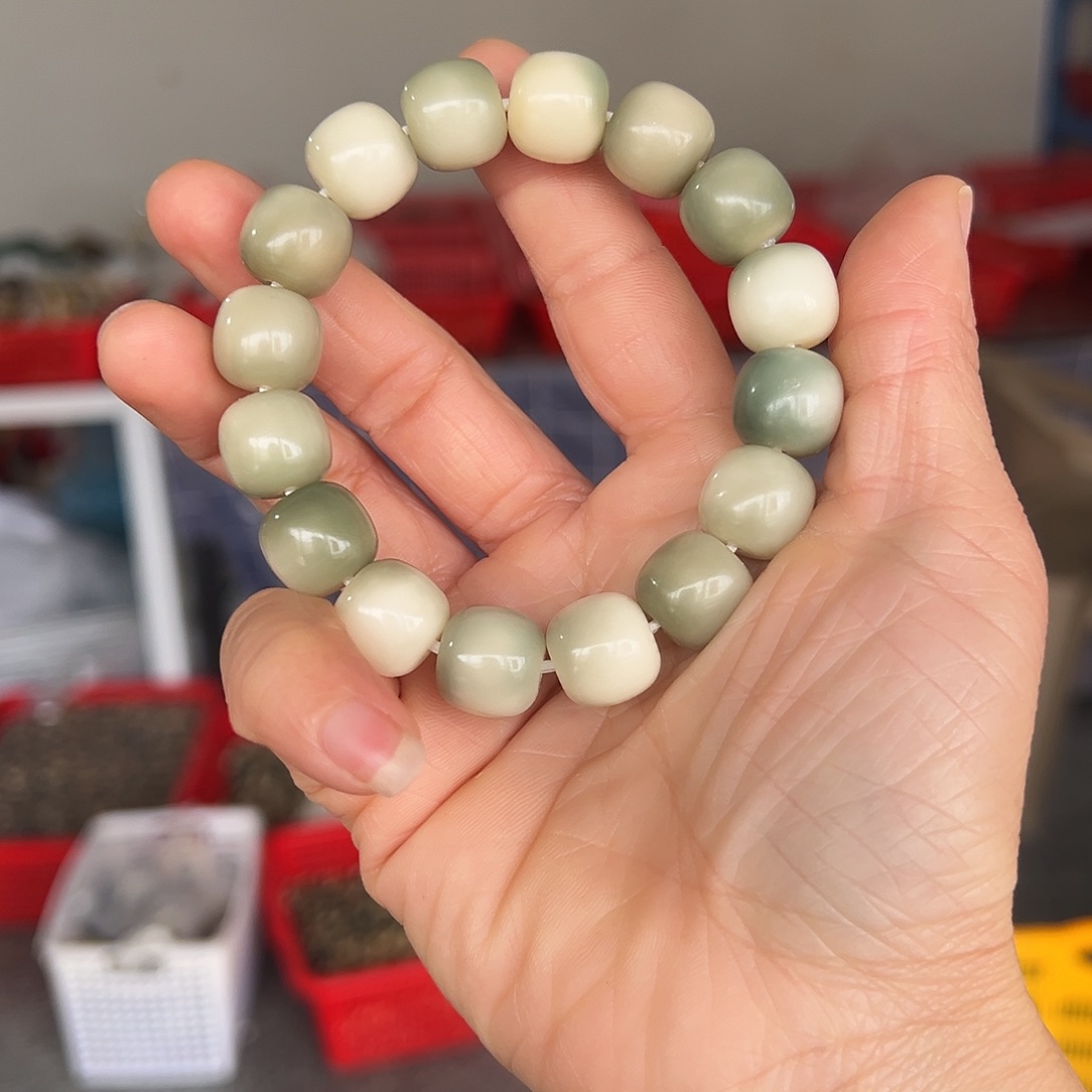 吊坠白玉菩提12×13干磨