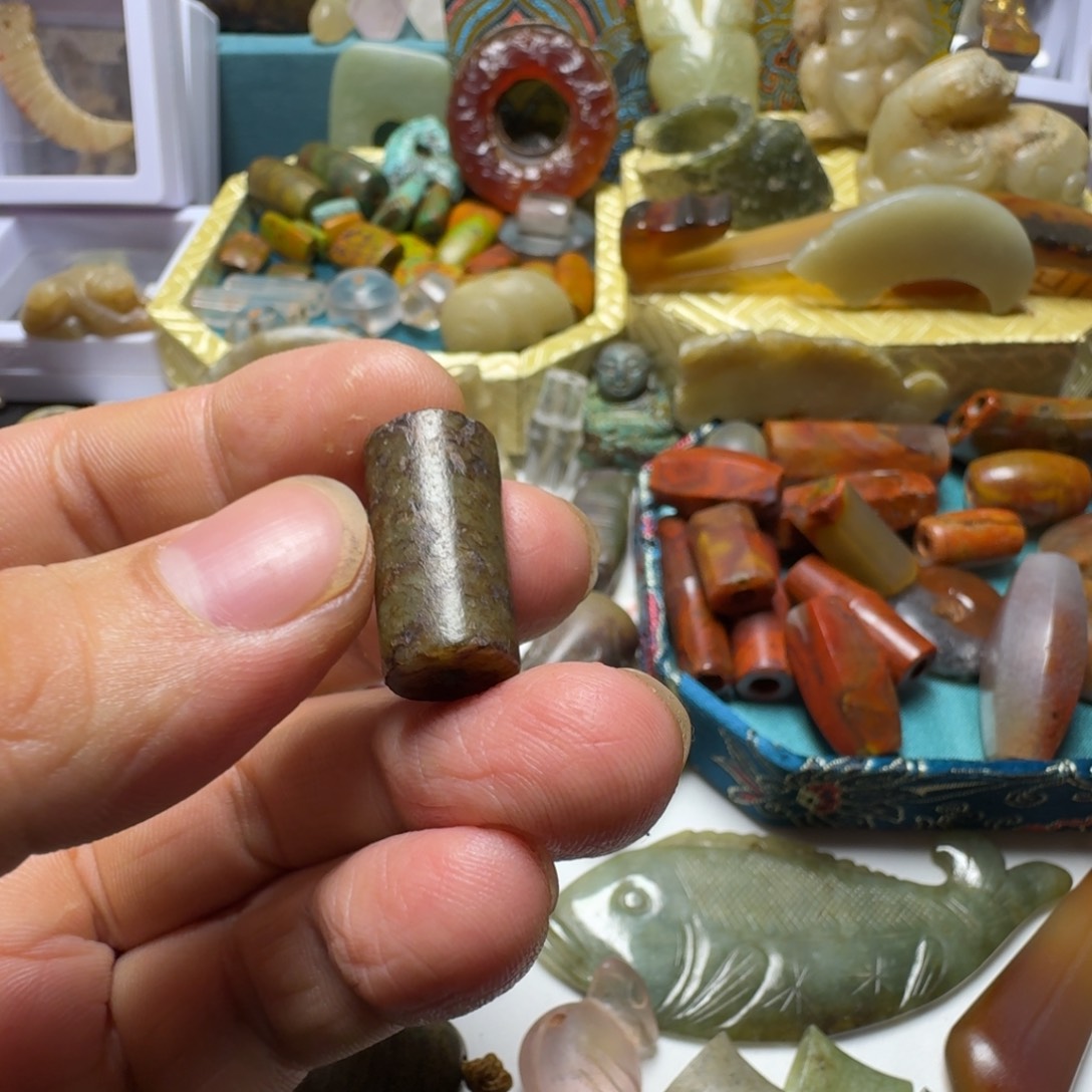 瓶***子和田玉（糖玉）未镶嵌挂件和田玉