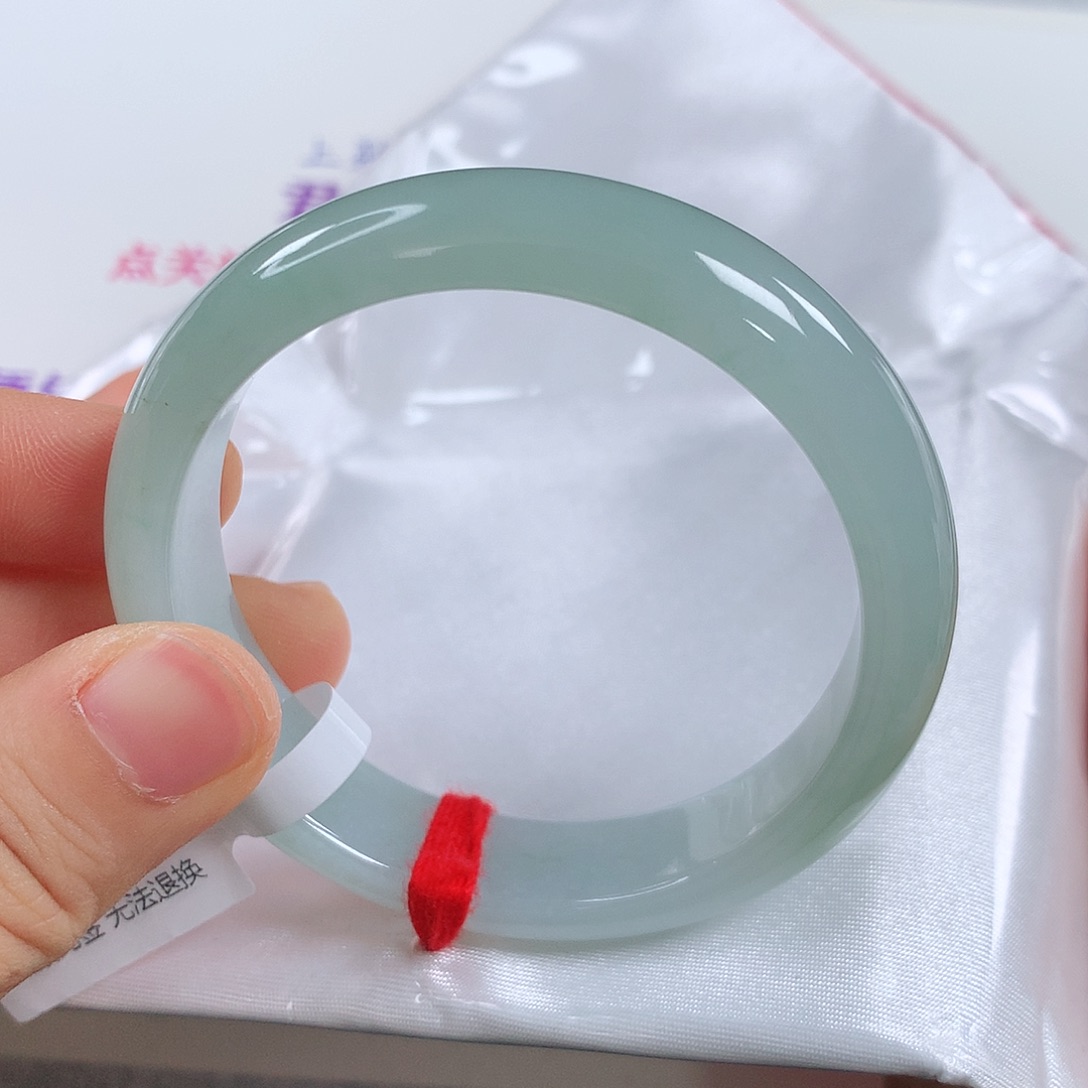 翡翠手镯未镶嵌囍* 正圈