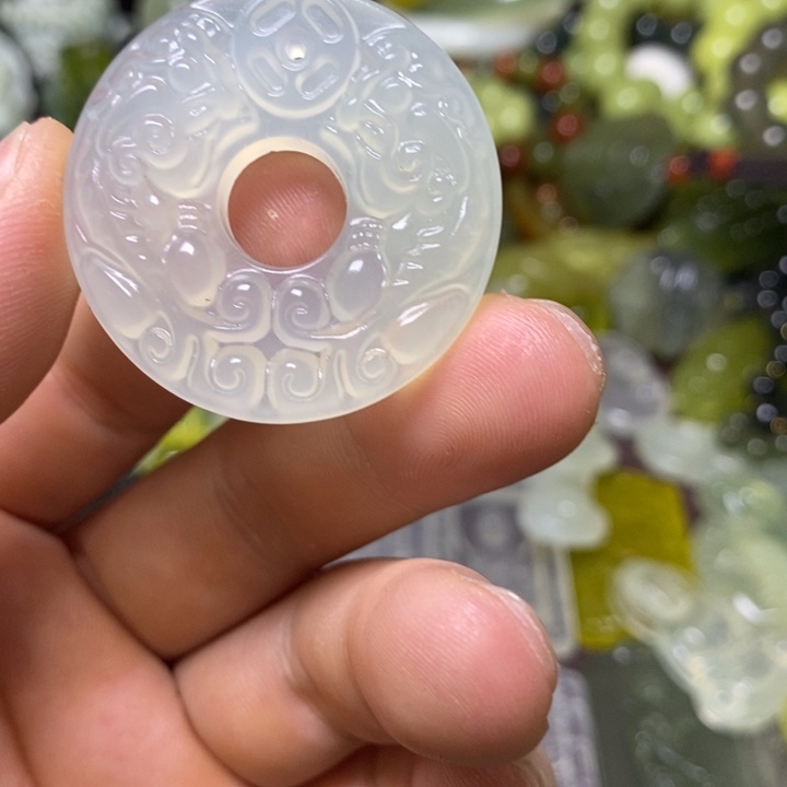 岫玉未镶嵌岫玉挂件