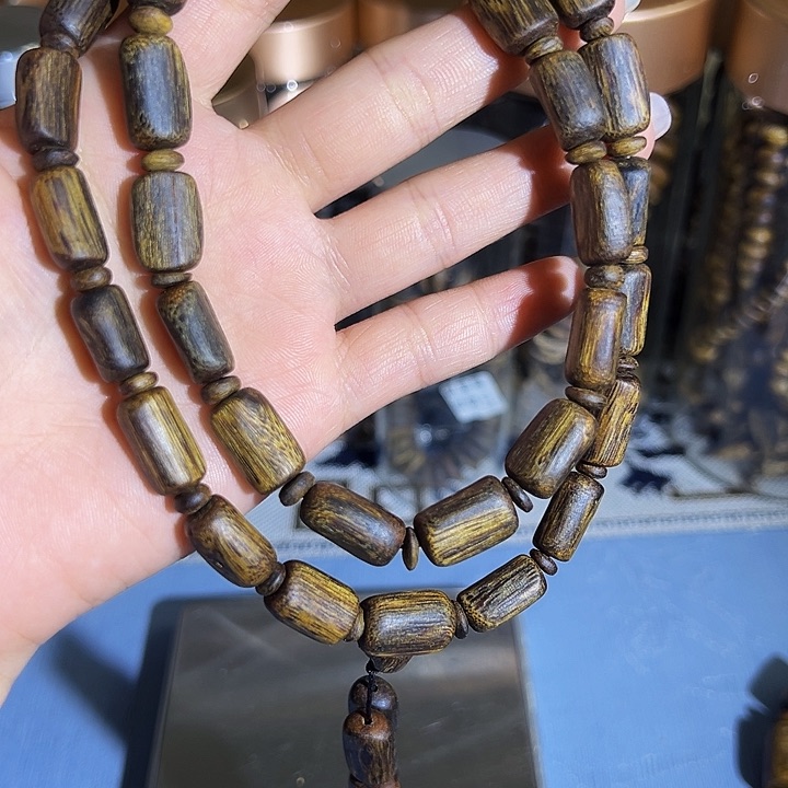 沉香沉香碎屑@***为沉浮老料树心油多圈绿棋0928