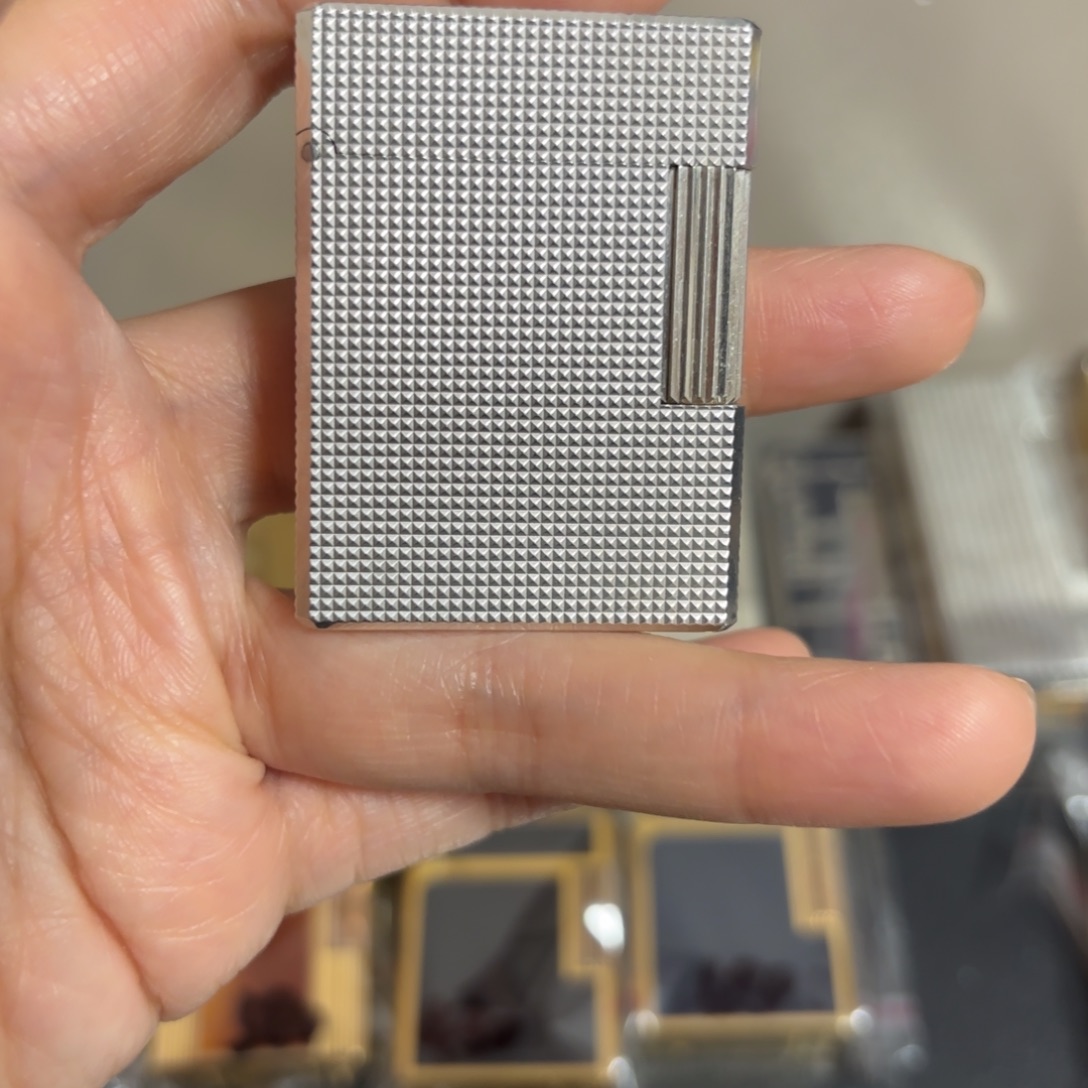 都登卡中古打火机