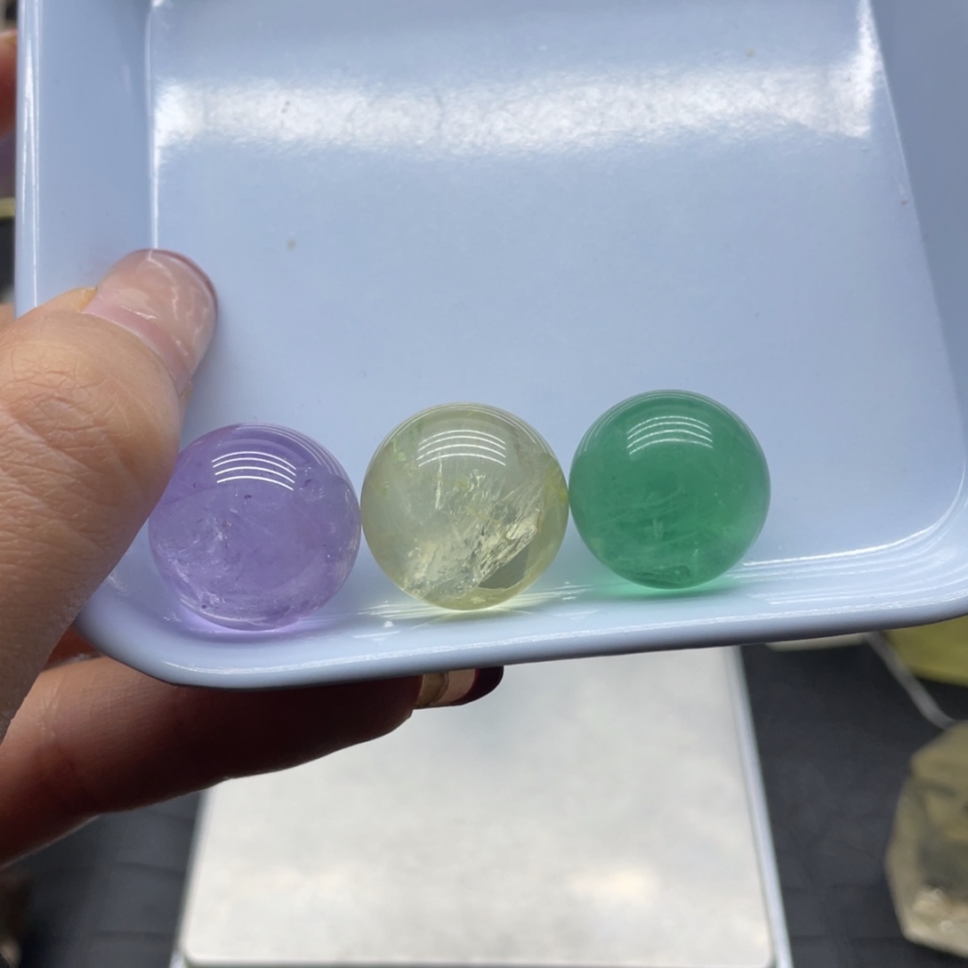 水晶24未镶嵌逸*三个球球