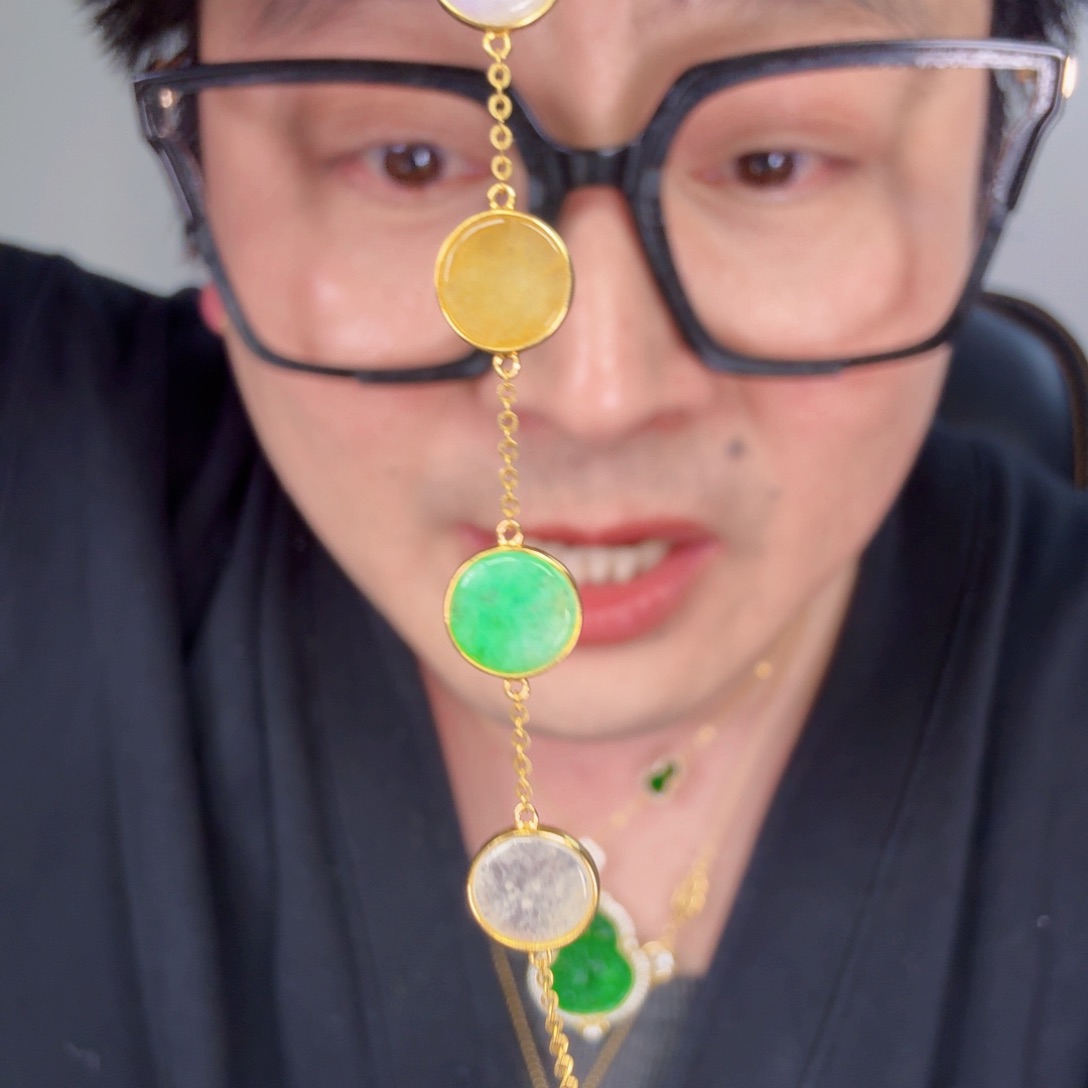 翡翠颈饰18K金镶嵌一个