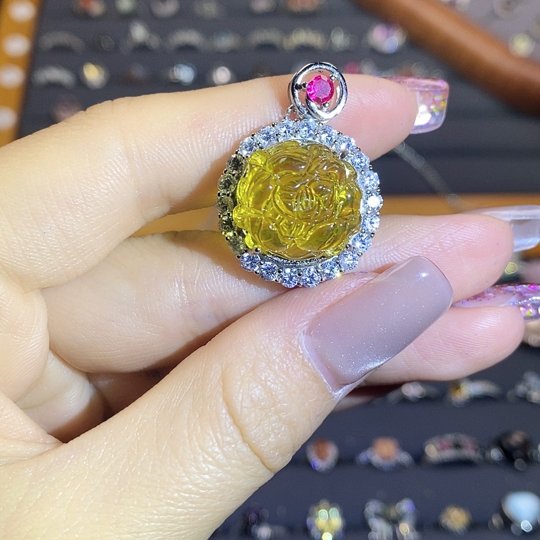 水晶手链银S925镶嵌      