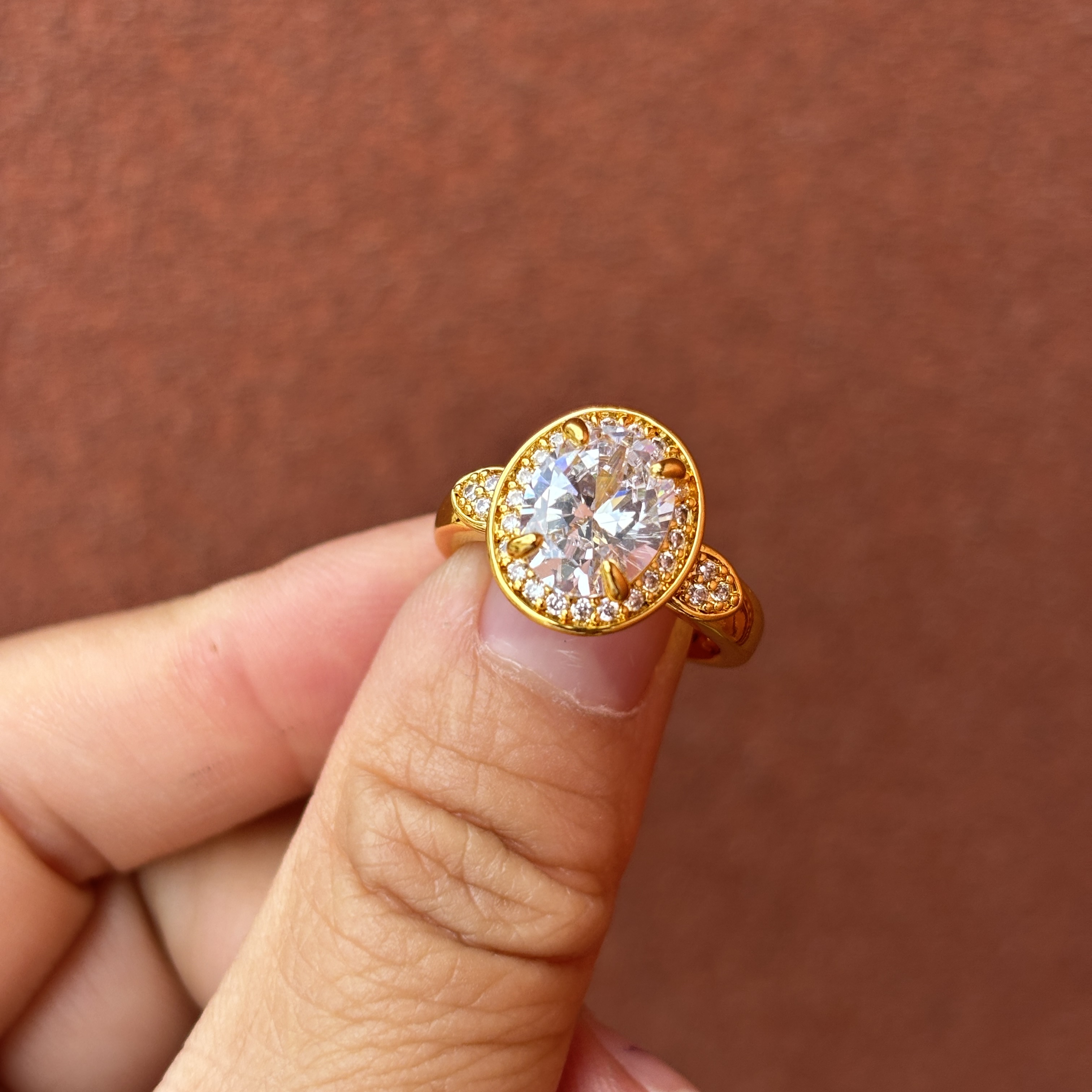 230-蛋形镶嵌戒指