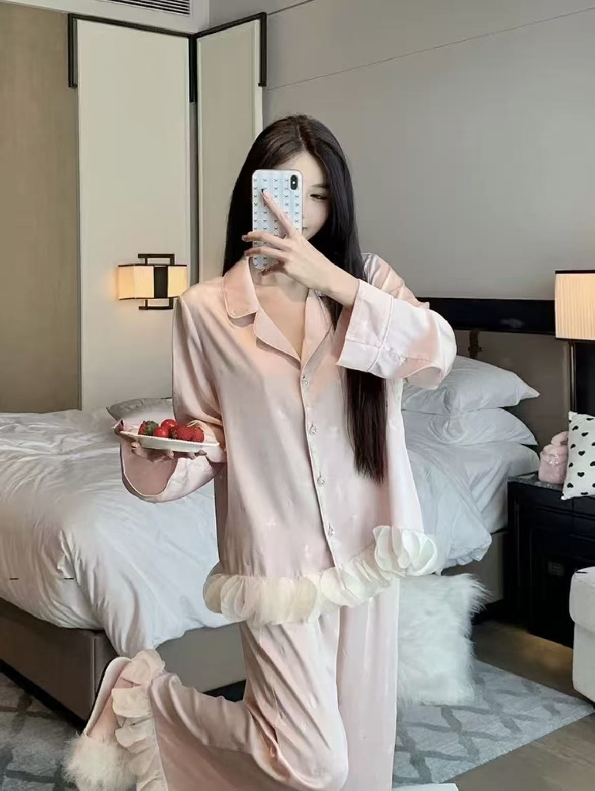 101一139春秋带胸垫冰雪丝睡衣女长袖长裤两件套时尚家居服套装