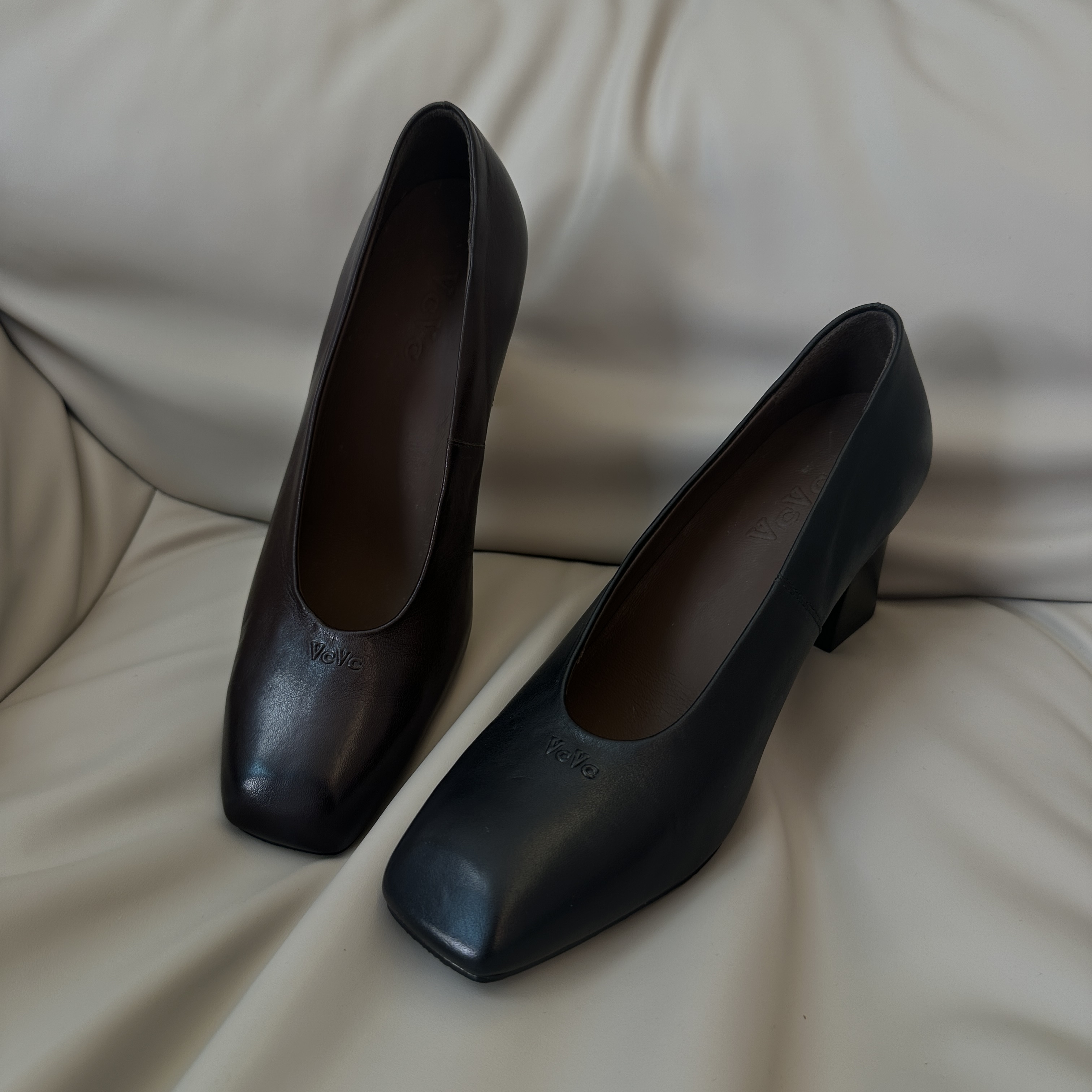 【早秋上新】[5cm]擦色黑色浅口渐变软底单鞋靴子女款爆款2025新款