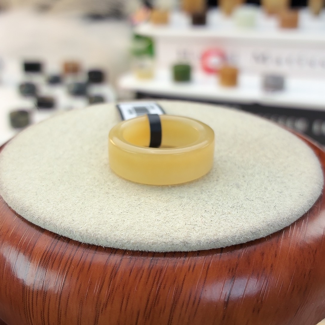 和田玉未镶嵌戒指i39奶黄圆切17.3mm