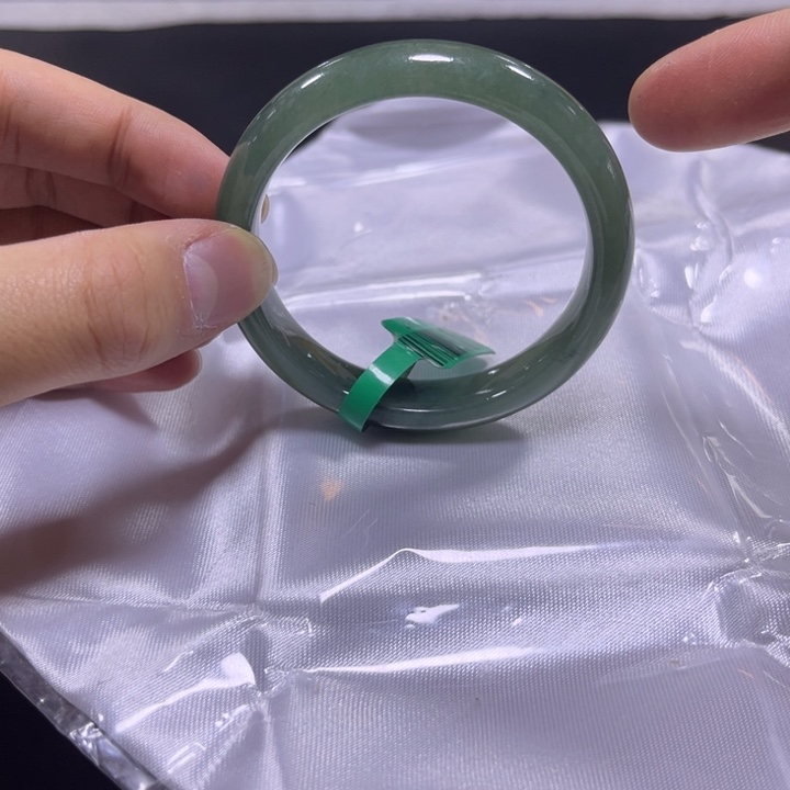 翡翠手镯未镶嵌天然A货翡翠缅料手镯多样性发货团购发一件