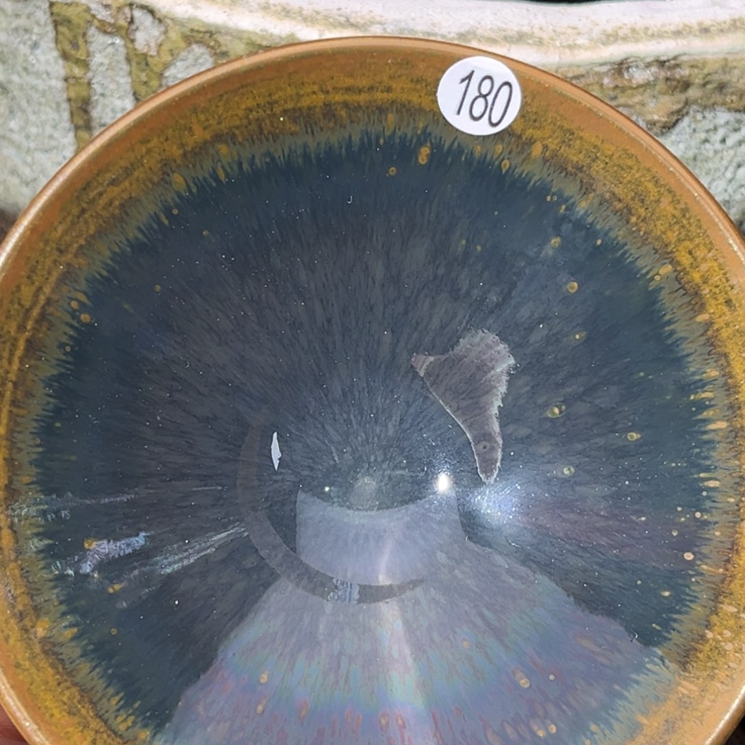 茶盏义兴龙窑坚持真柴烧