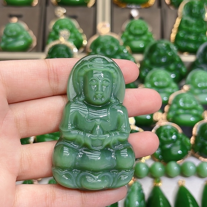 和田玉（碧玉）18K金镶嵌颈饰