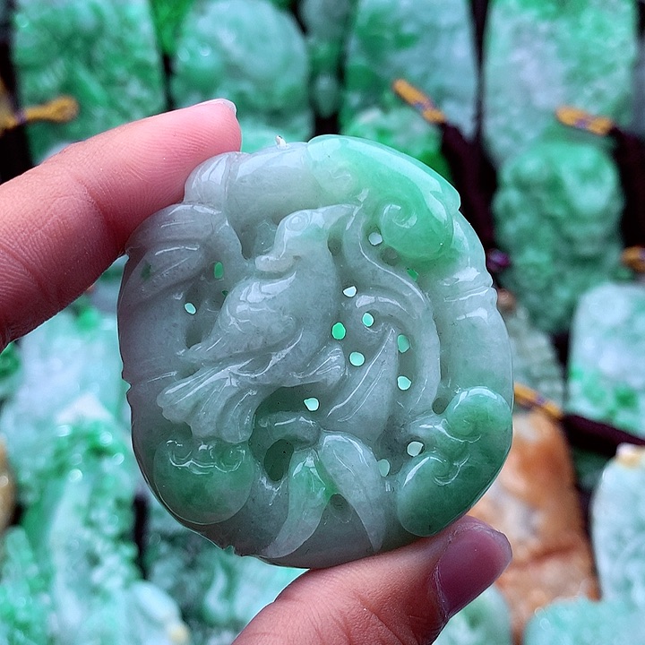 翡翠吊坠(不含链)未镶嵌