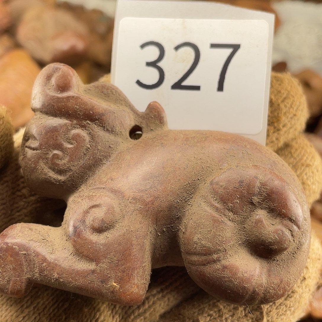 和田玉（糖玉）未镶嵌挂件