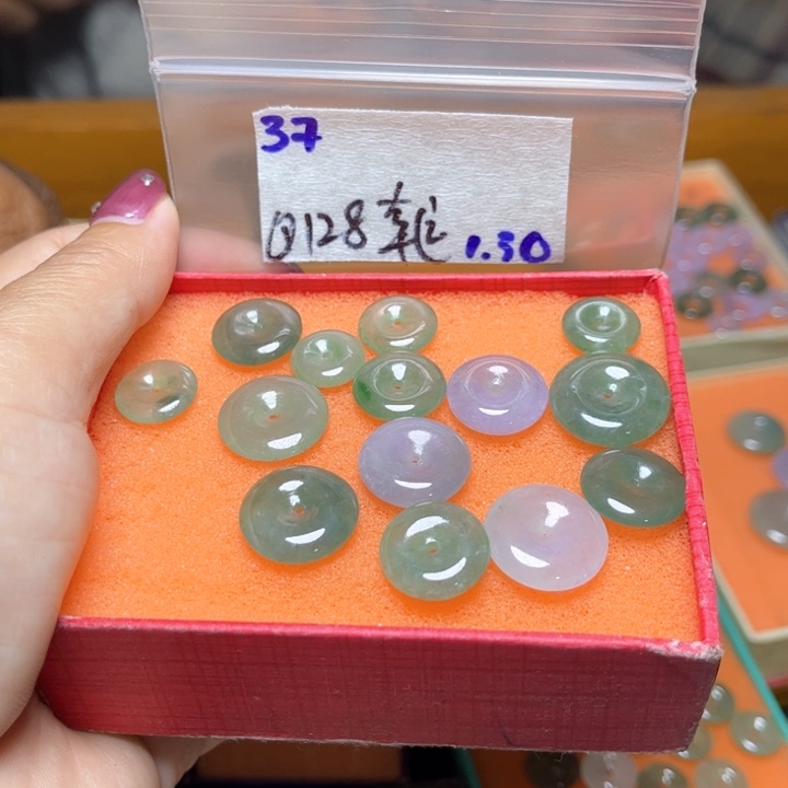 定制翡翠未镶嵌?****?不