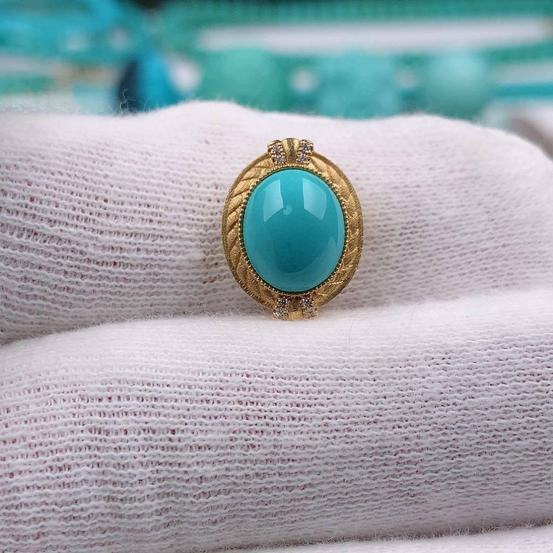 绿松石金背云1.97克18K金镶嵌