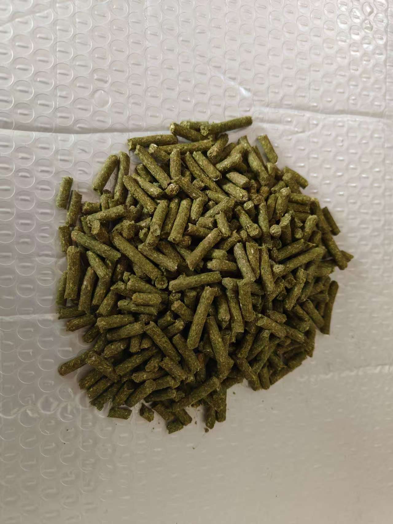 【专业定制】精品龙猫专业配方粮
