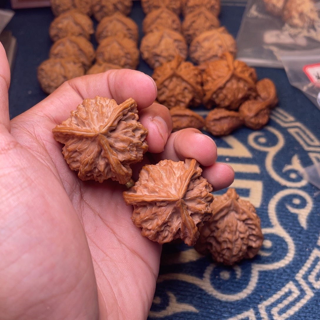 大***重把件文玩核桃盘山全品38