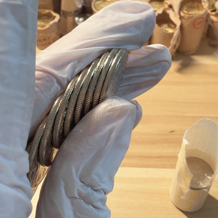 其他普通金属10枚，币中币