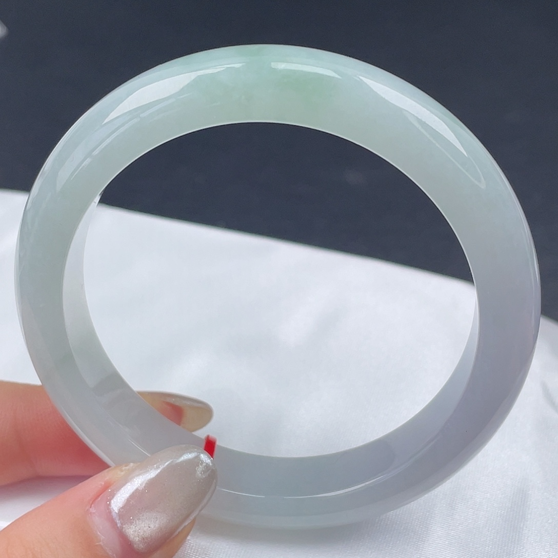 翡翠未镶嵌手镯57圈口