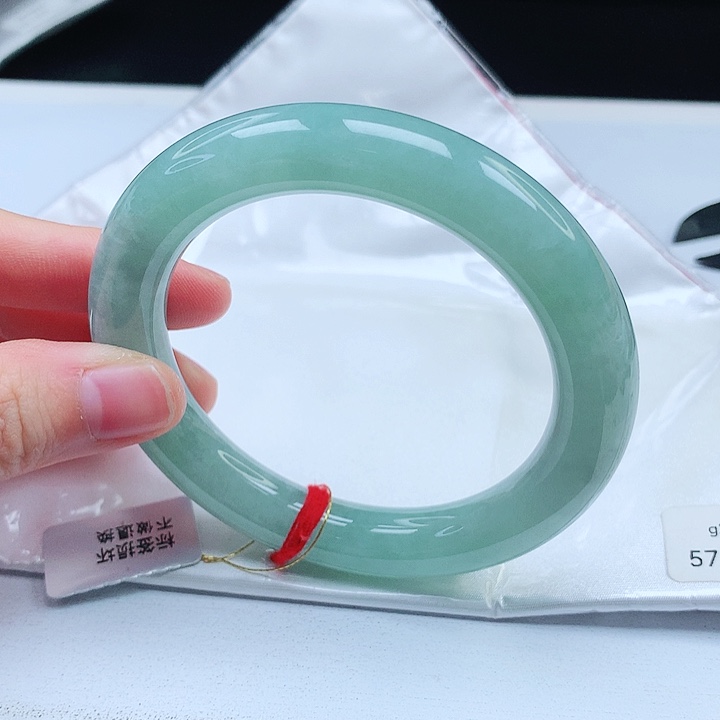 翡翠手镯（圆镯）未镶嵌缅甸天然a货手镯57