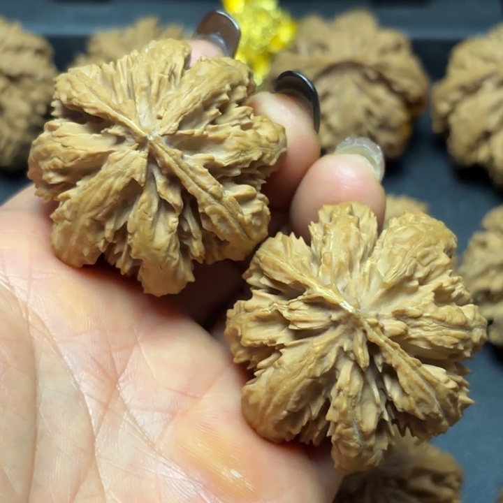 鱿***鱼文玩核桃吊坠秦岭灯笼13