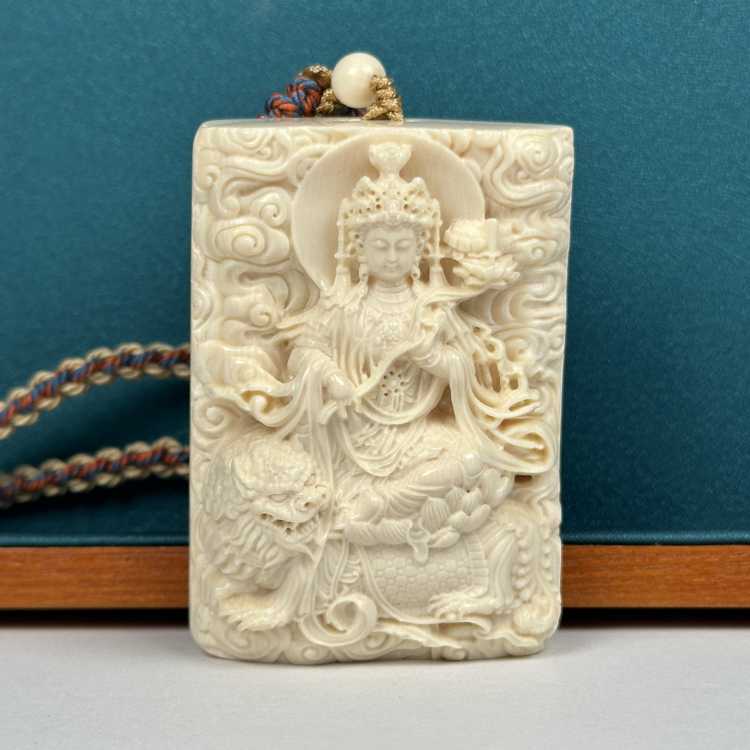 H89-84天然猛犸牙 雕刻牌40*58*20mm一物一图 假一罚十