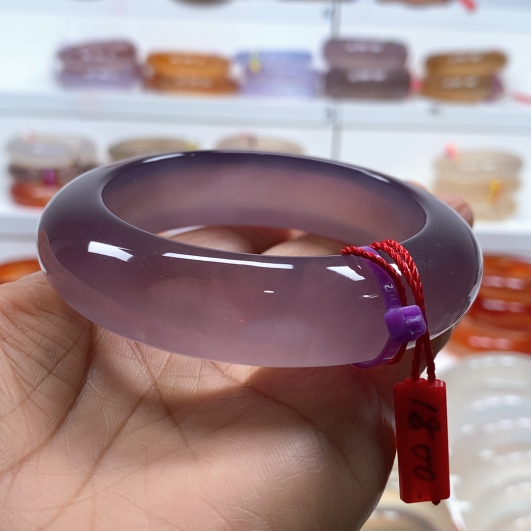 原***的玛瑙/玉髓手镯未镶嵌