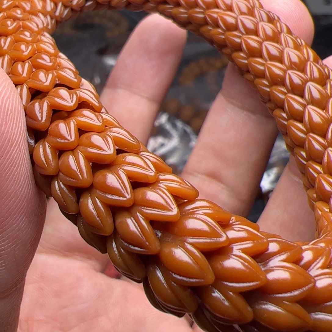 猴头核桃吊坠噢看看