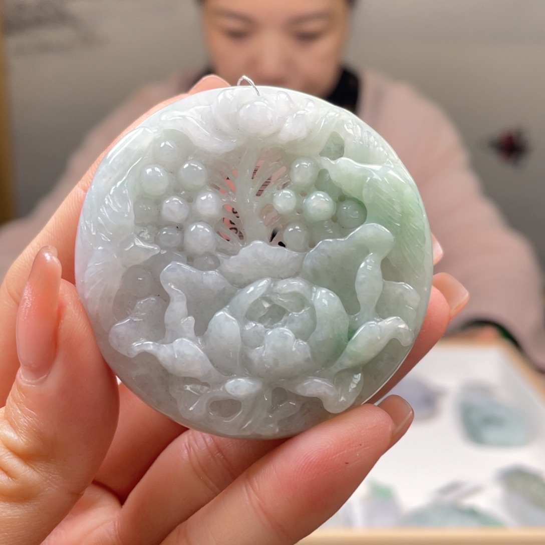 翡翠吊坠(不含链)未镶嵌